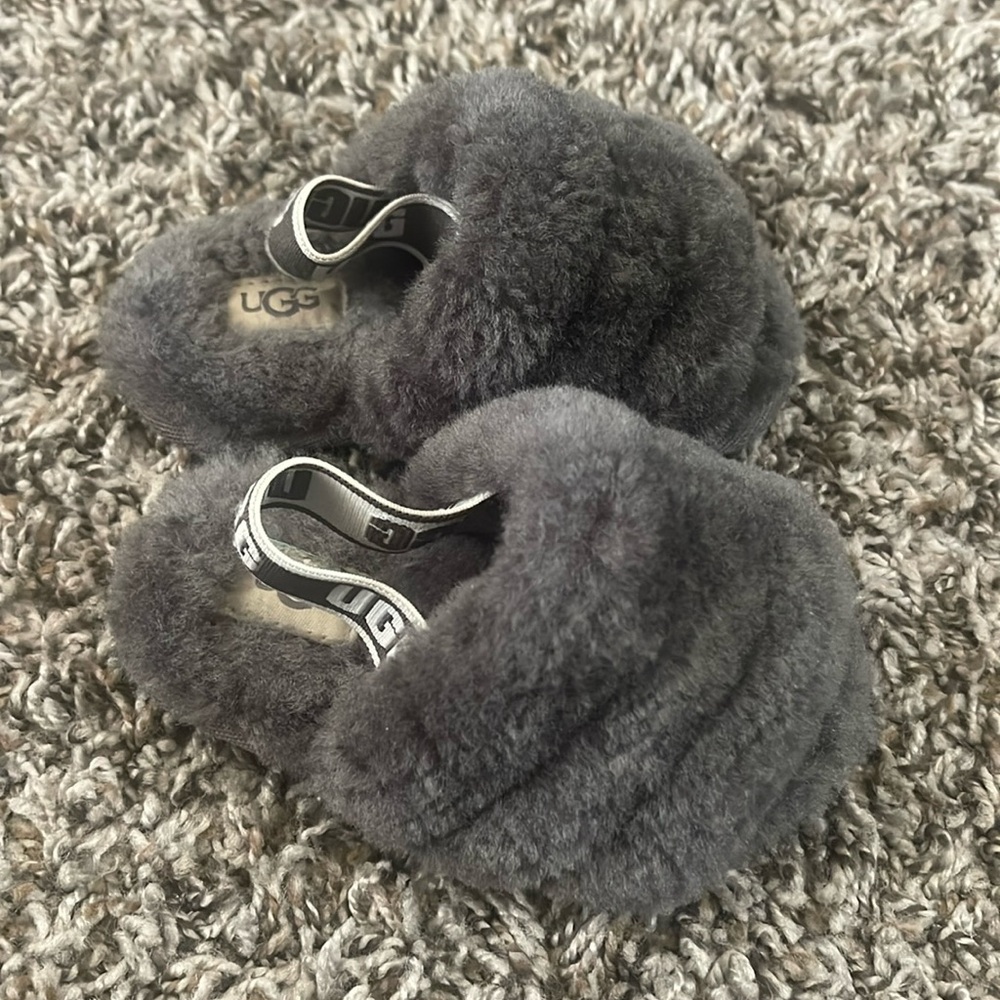 Infant Ugg slides